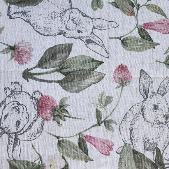 70in Round Cotton Tablecloth And Napkins With Printed Bunnies And Flowers Set - Picture 9 of 16